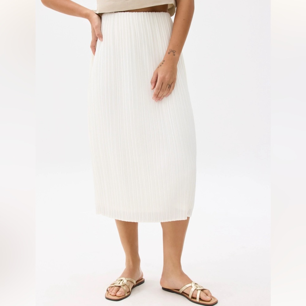 NWT Love, Bonito Pleated Column Midi Skirt